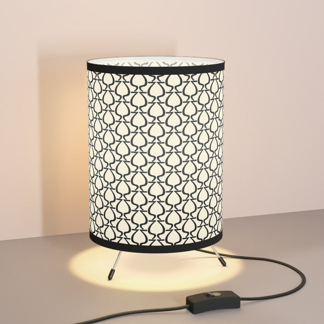 Serena Tripod Lamp with (US plug)